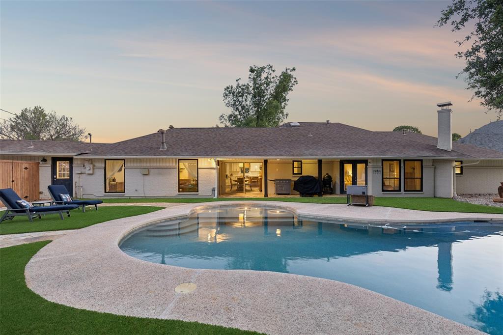 2705 N Quail Run Court