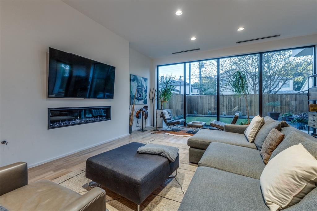 Caruth Hills 06 - Residential