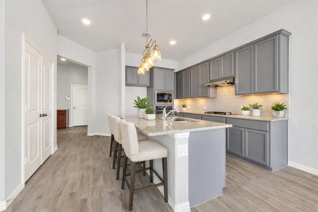 3124 Greenbriar Drive