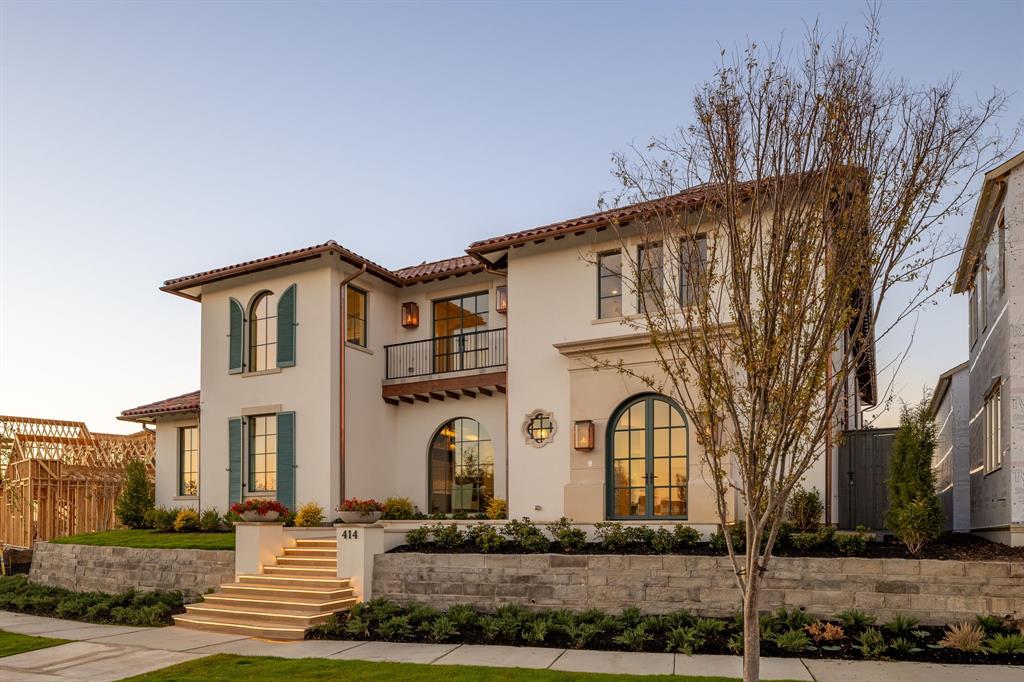 414 Watson Boulevard