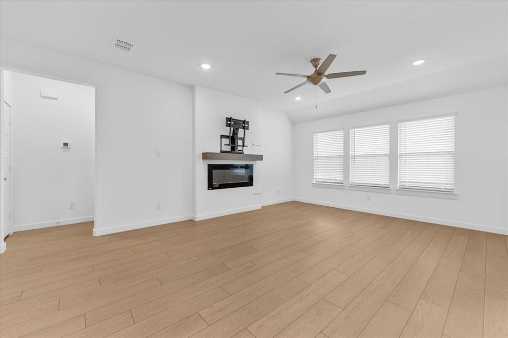 LAKEHAVEN PHASE 1 (GCN) - Residential Lease