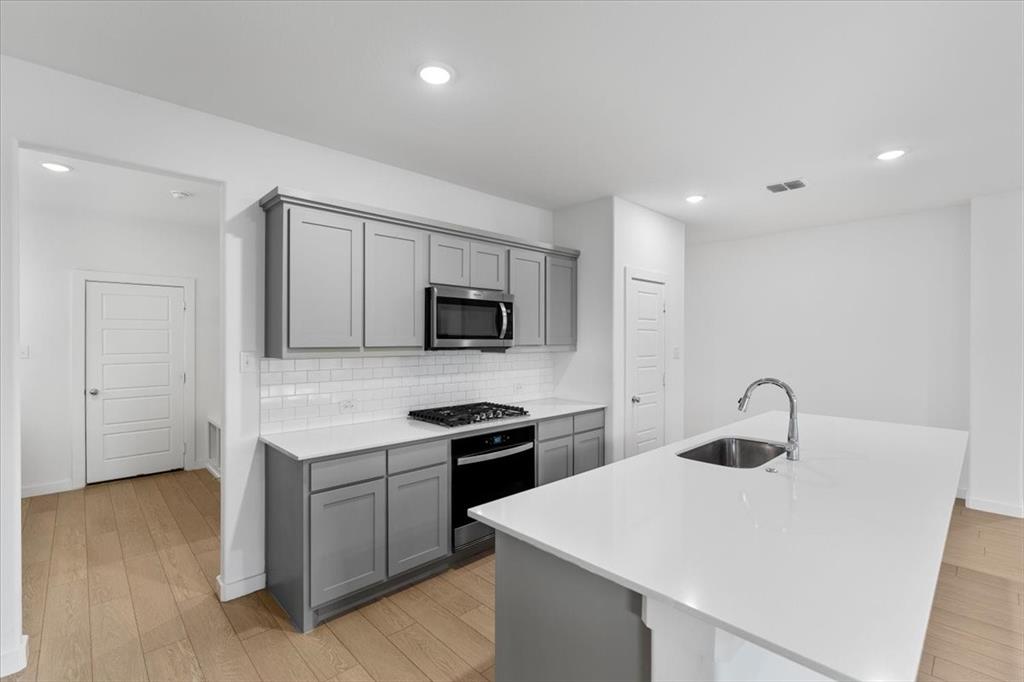 LAKEHAVEN PHASE 1 (GCN) - Residential Lease