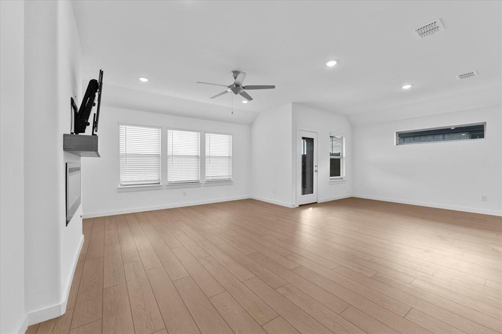 LAKEHAVEN PHASE 1 (GCN) - Residential Lease