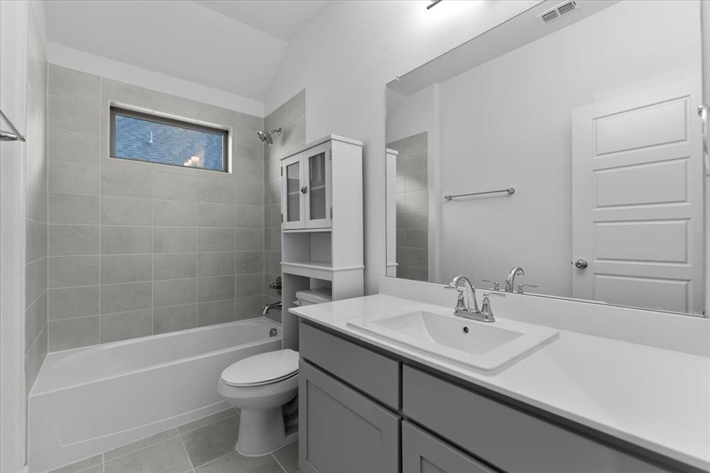 LAKEHAVEN PHASE 1 (GCN) - Residential Lease