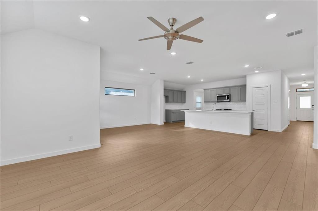 LAKEHAVEN PHASE 1 (GCN) - Residential Lease