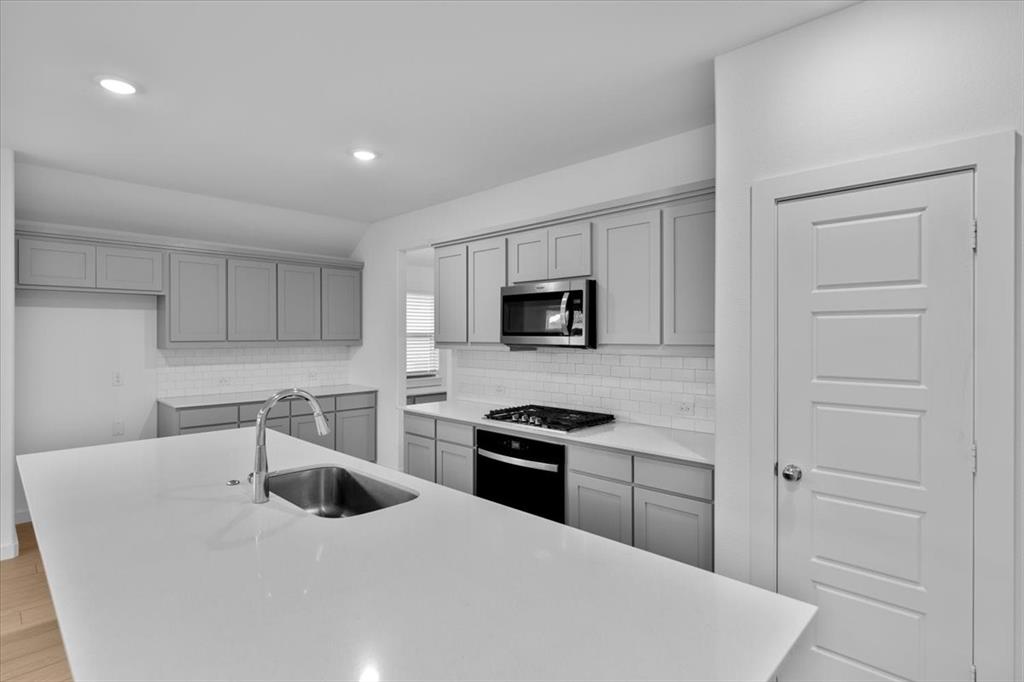 LAKEHAVEN PHASE 1 (GCN) - Residential Lease