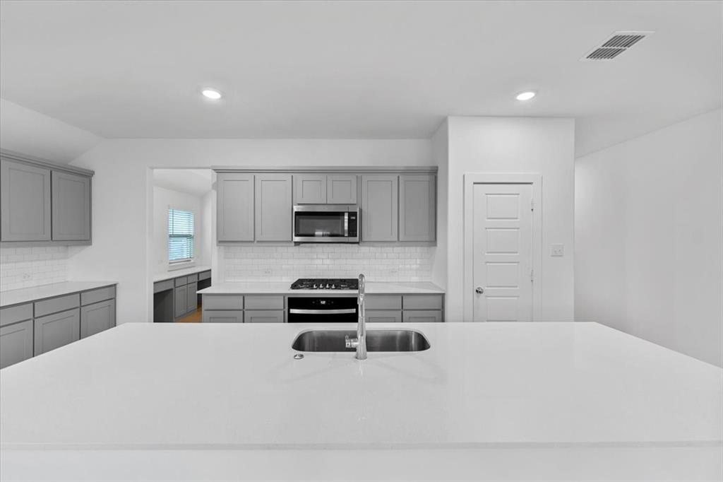 LAKEHAVEN PHASE 1 (GCN) - Residential Lease