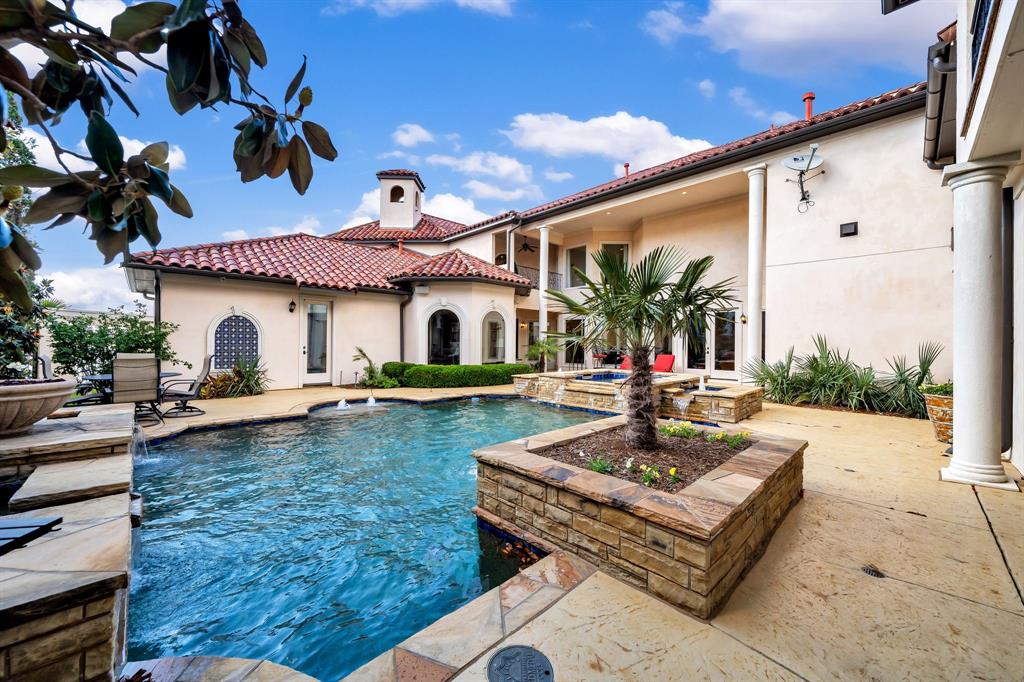 The Waters Edge - Residential