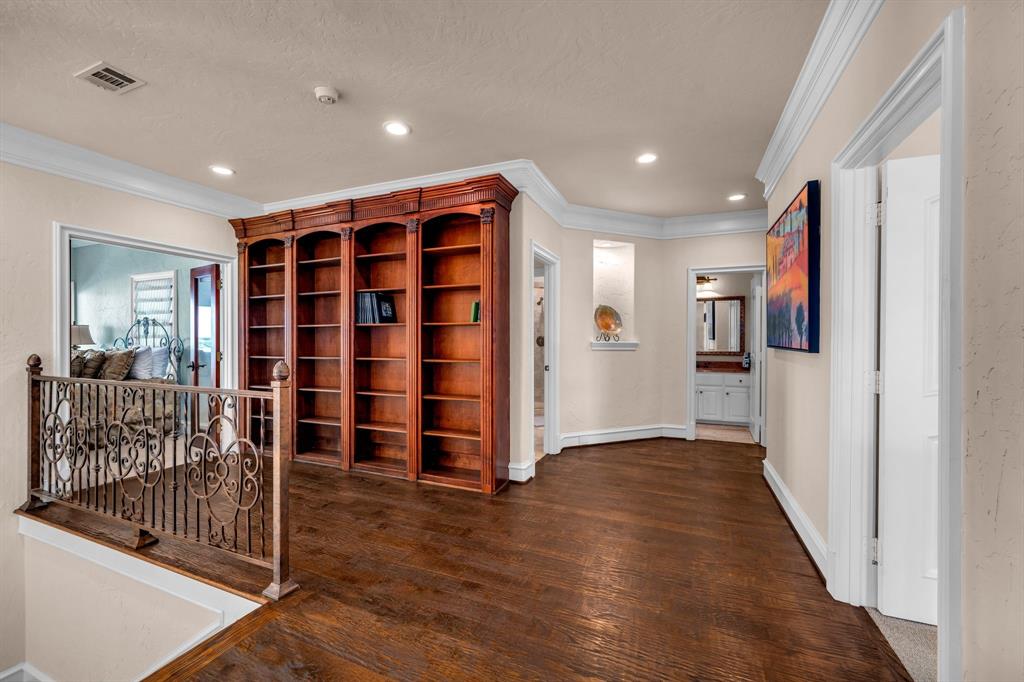 The Waters Edge - Residential