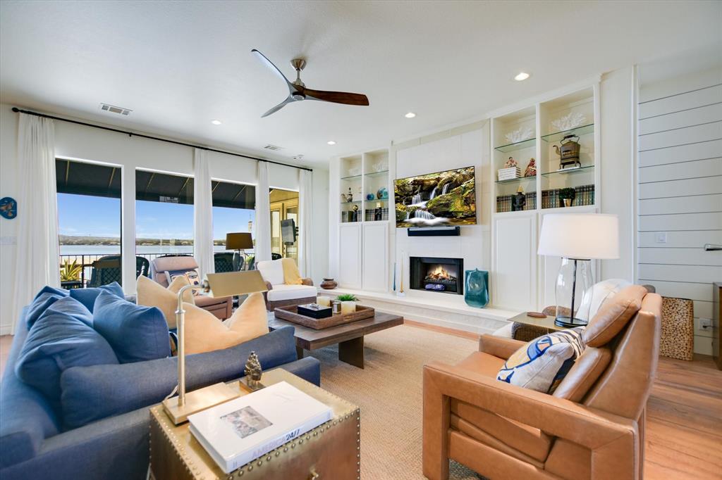 Horseshoe Bay Proper - Residential