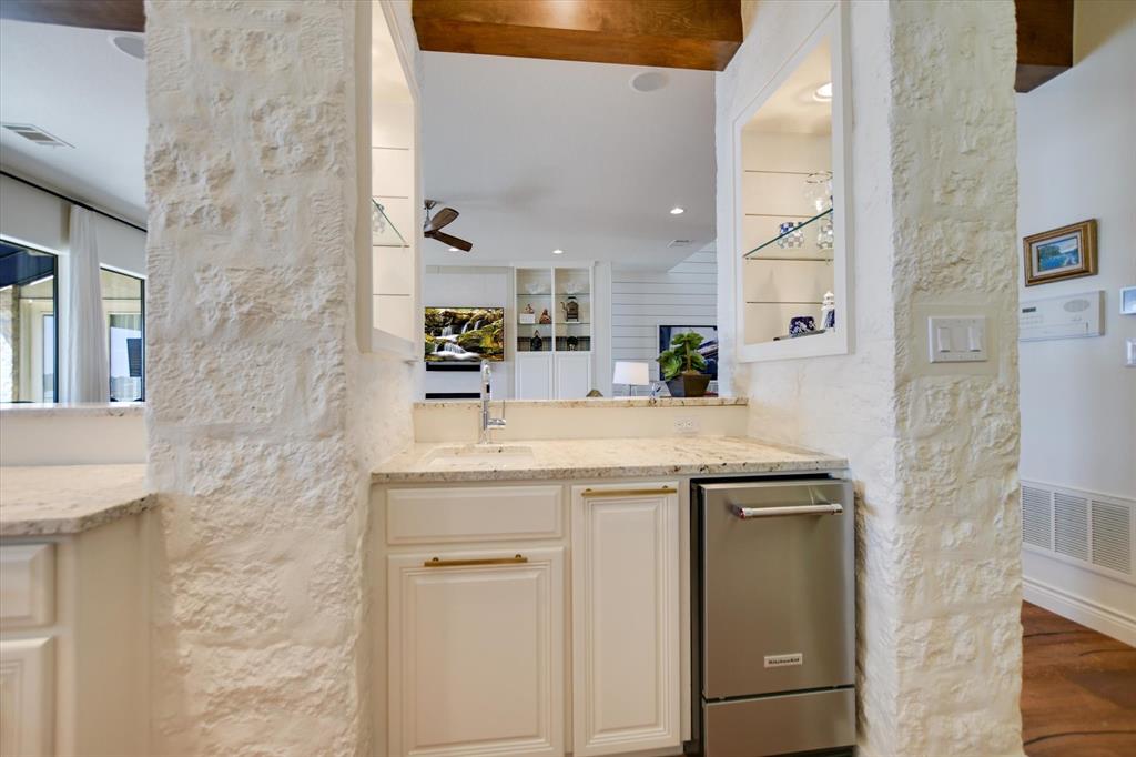 Horseshoe Bay Proper - Residential