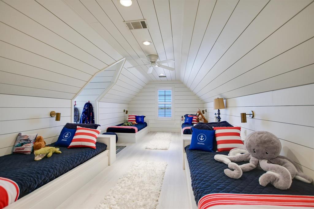 Horseshoe Bay Proper - Residential