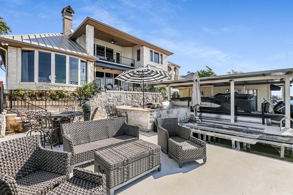 Horseshoe Bay Proper - Residential