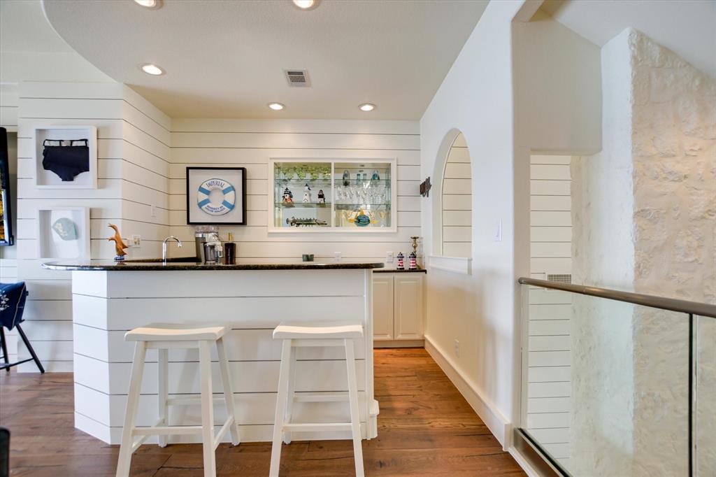 Horseshoe Bay Proper - Residential