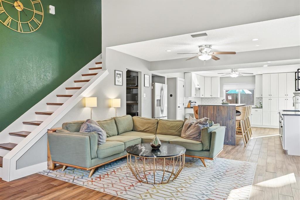 3036 Old Orchard Lane