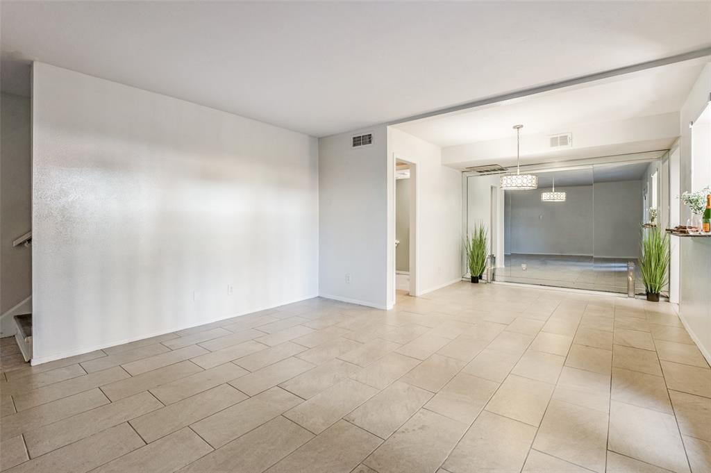 2805 Lineville Drive 108