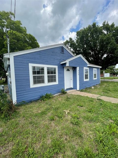 715 Elm Street McKinney TX 75069