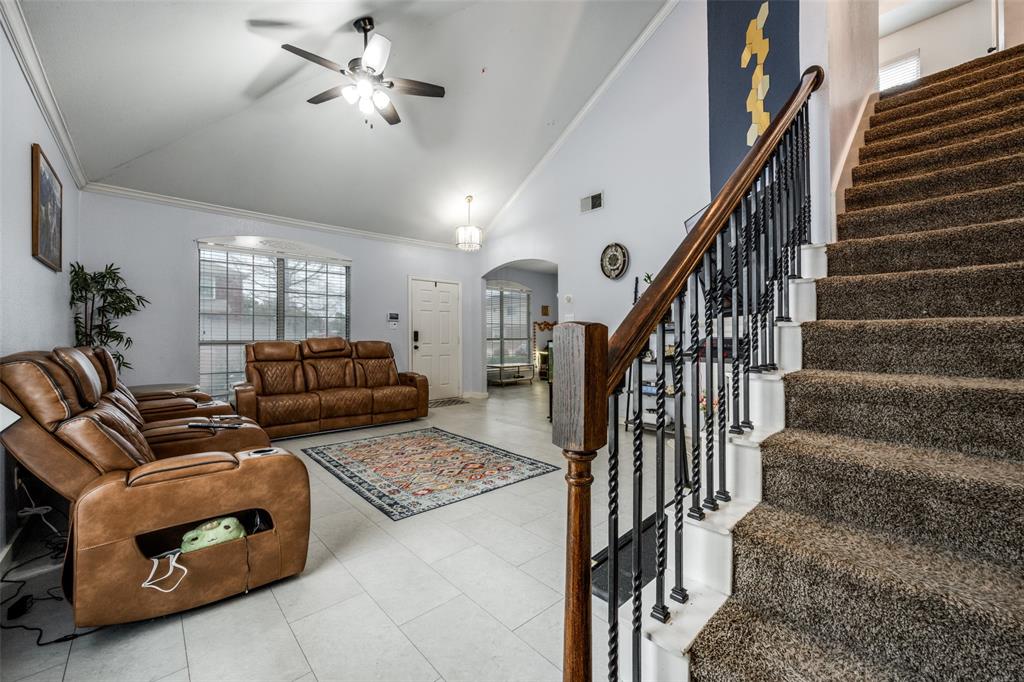 Lexington Glen - Residential