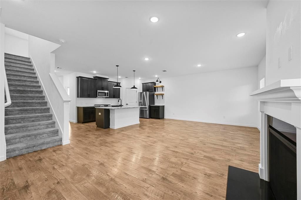 Photo of 1428 Victoria Street, Mesquite, TX 75181 (MLS # 21221261)