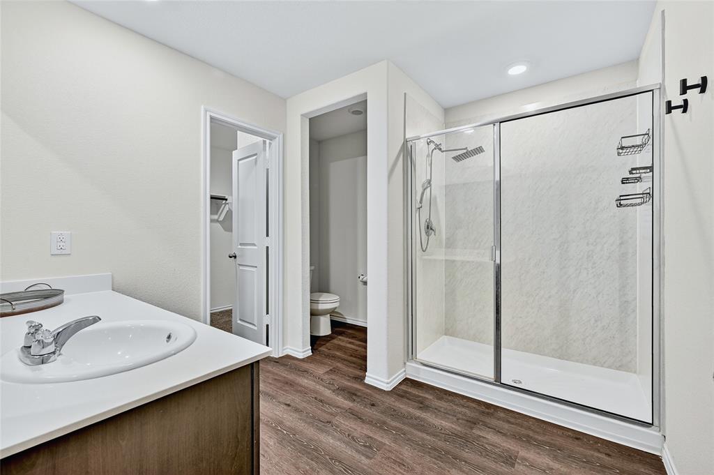 Three Oaks - Residential