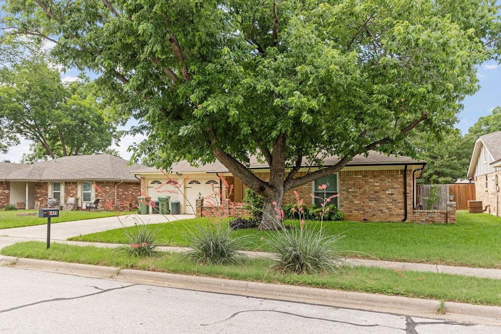 1425 Bryan Drive