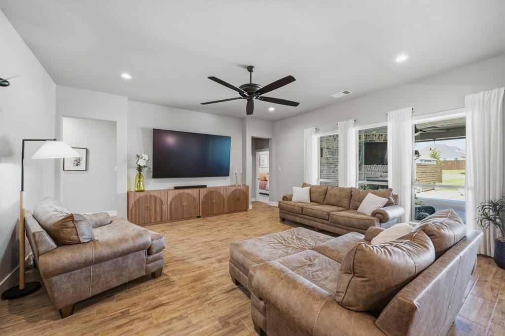 110 Oak View Drive