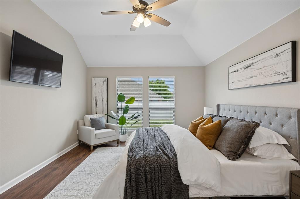 Light Pointe Place - Residential