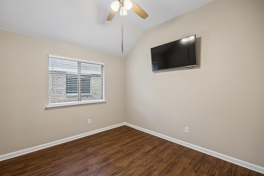 Light Pointe Place - Residential