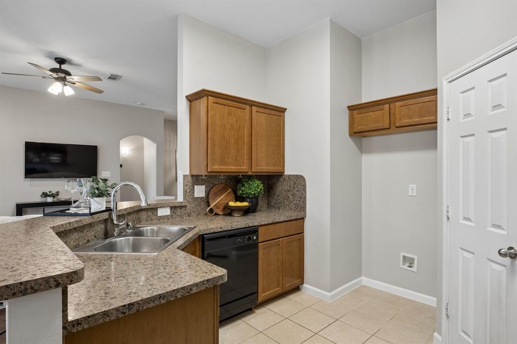 Light Pointe Place - Residential