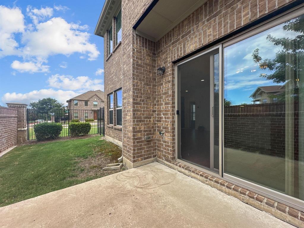 Courts At Sloan Creek - Residential Lease