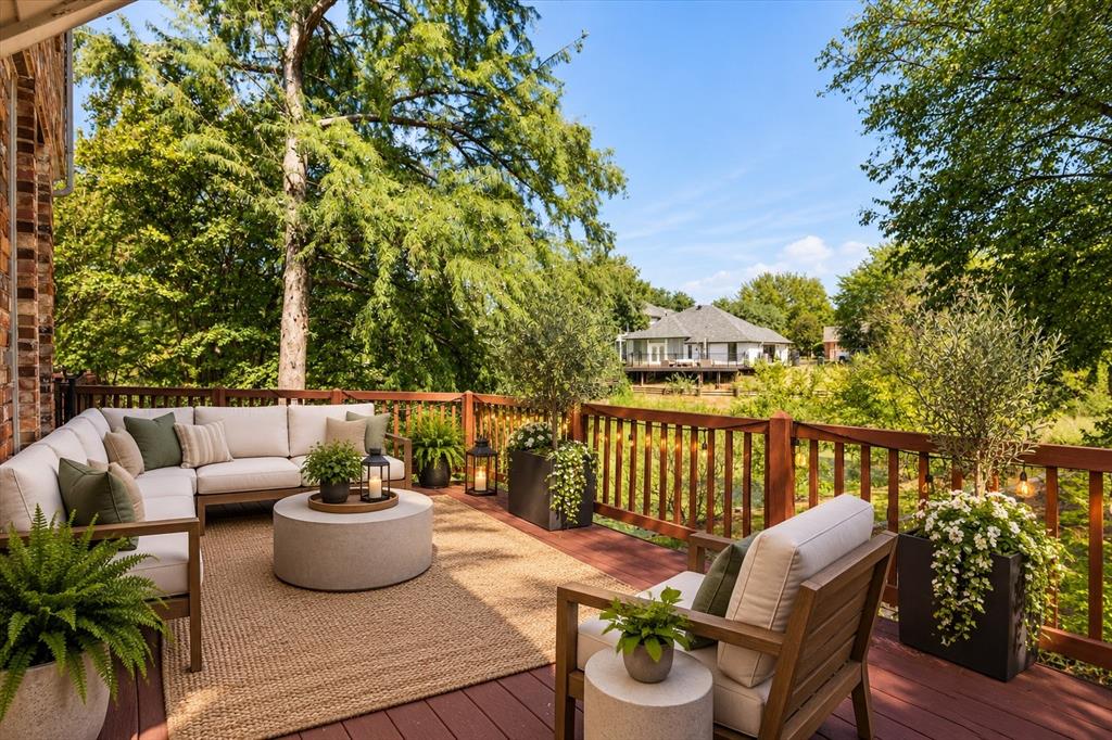 529 Loch n green Trail