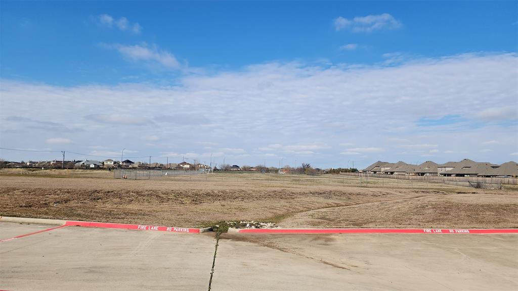 Harris Crossing Ph I - Commercial Sale