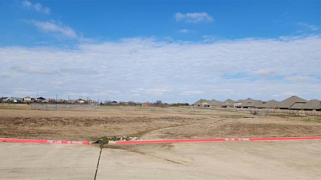 Harris Crossing Ph I - Commercial Sale