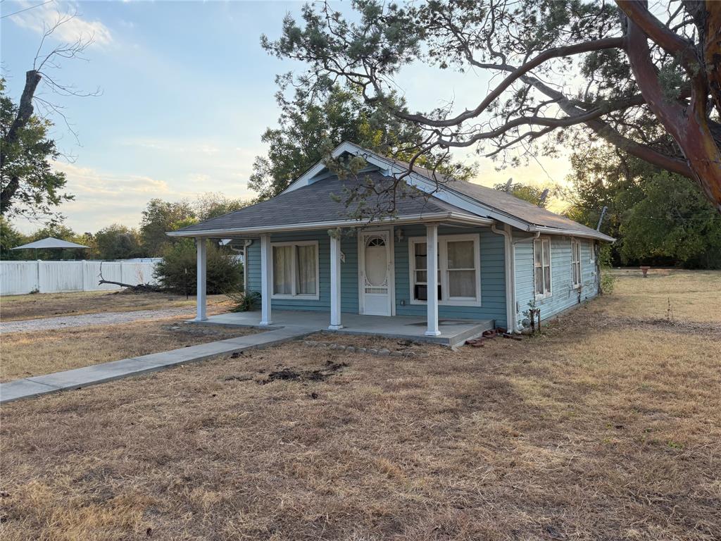 3237 Dakota Trail