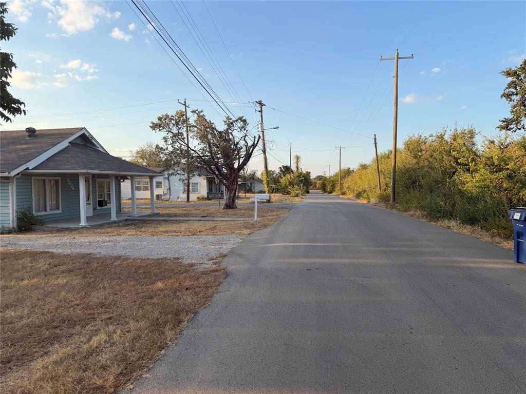 3237 Dakota Trail