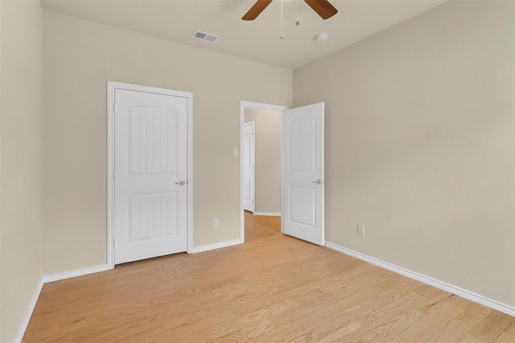 Prairie Oaks Estates - Residential Lease