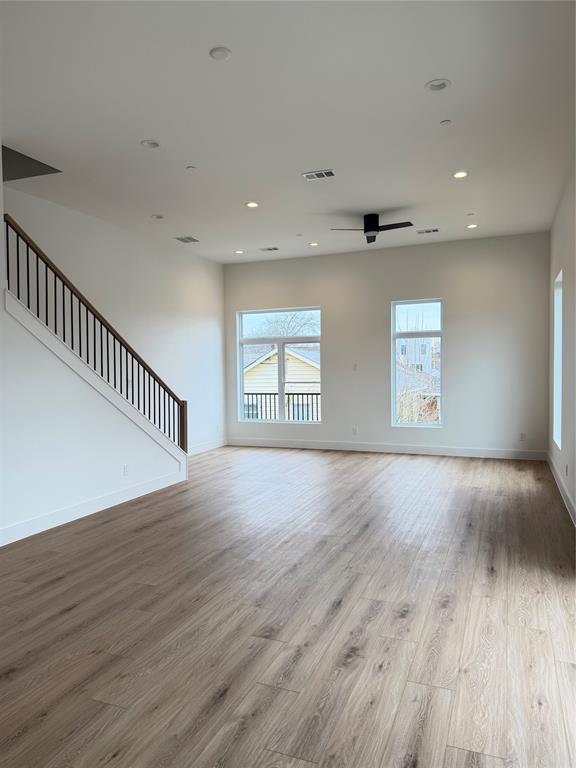 2203 Hondo Avenue 203