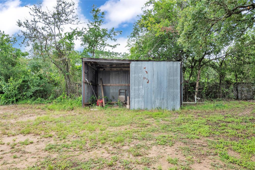 Tomas De La Vega - Residential