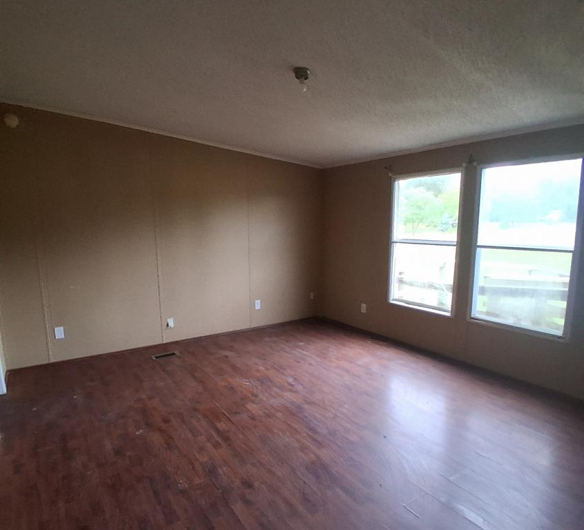 105 Spring Creek Place