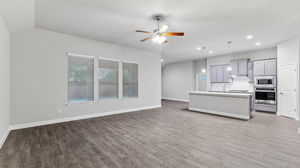 Lakeview Pointe - Residential