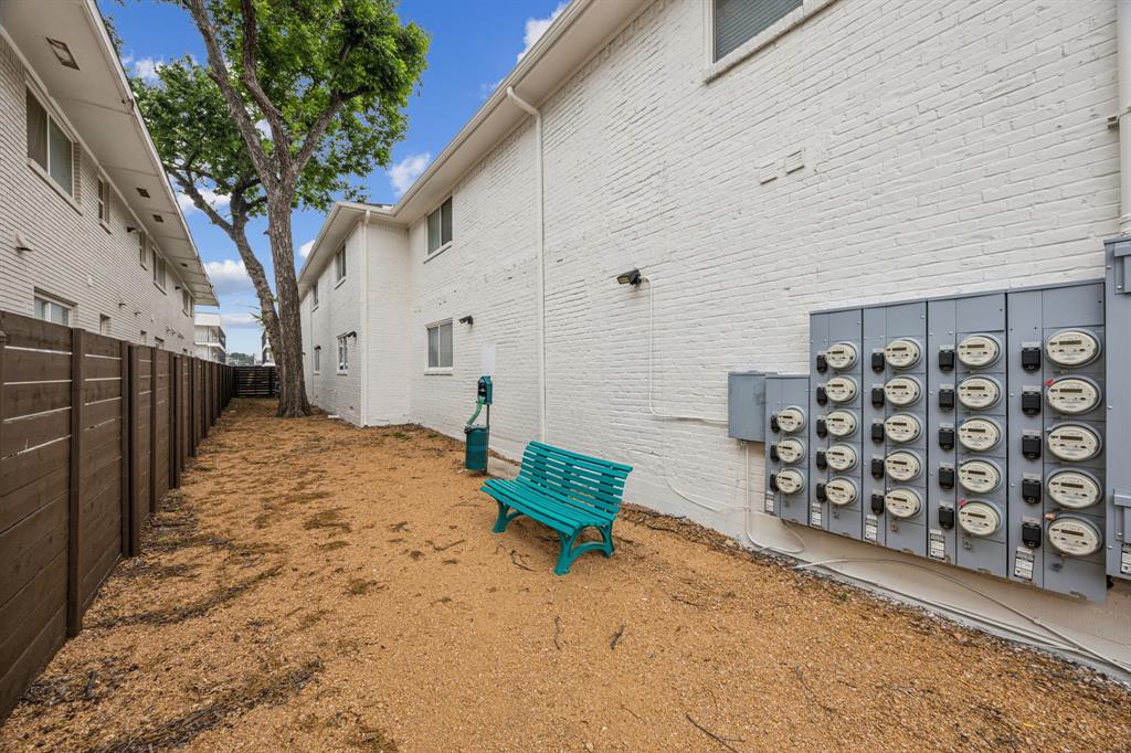 College Hill - Residential Income