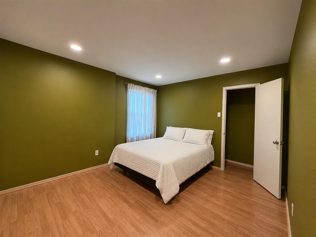 Bent Tree Forest Drive Condos - Residential