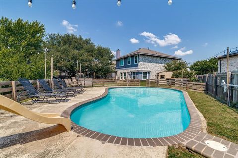 Photo of 8321 Bristol Court, Rowlett, TX 75089 (MLS # 21267144)