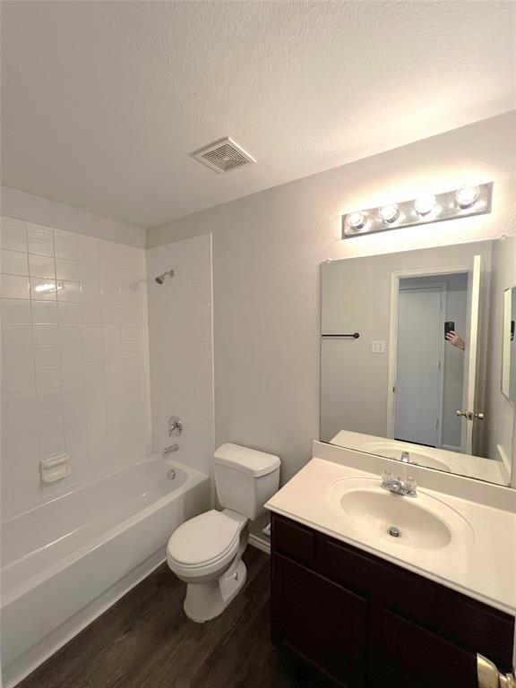 Wright Farms Ph 01 - Residential Lease