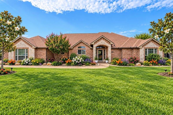 1236 WOODBRIDGE CT, WILLOW PARK, TX 76087 - Image f06392cfb4d379efa4e4f83655a3b6ef/1695072120