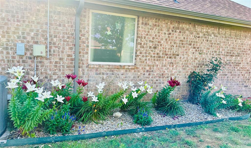 1236 Woodbridge Court