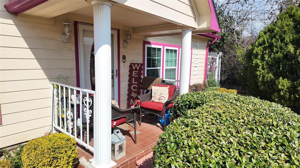 4521 Kelton Drive