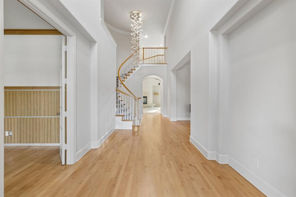4760 Paxton Lane