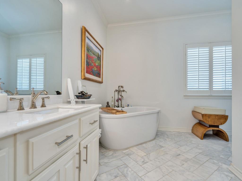 Summitt Lawn - Residential