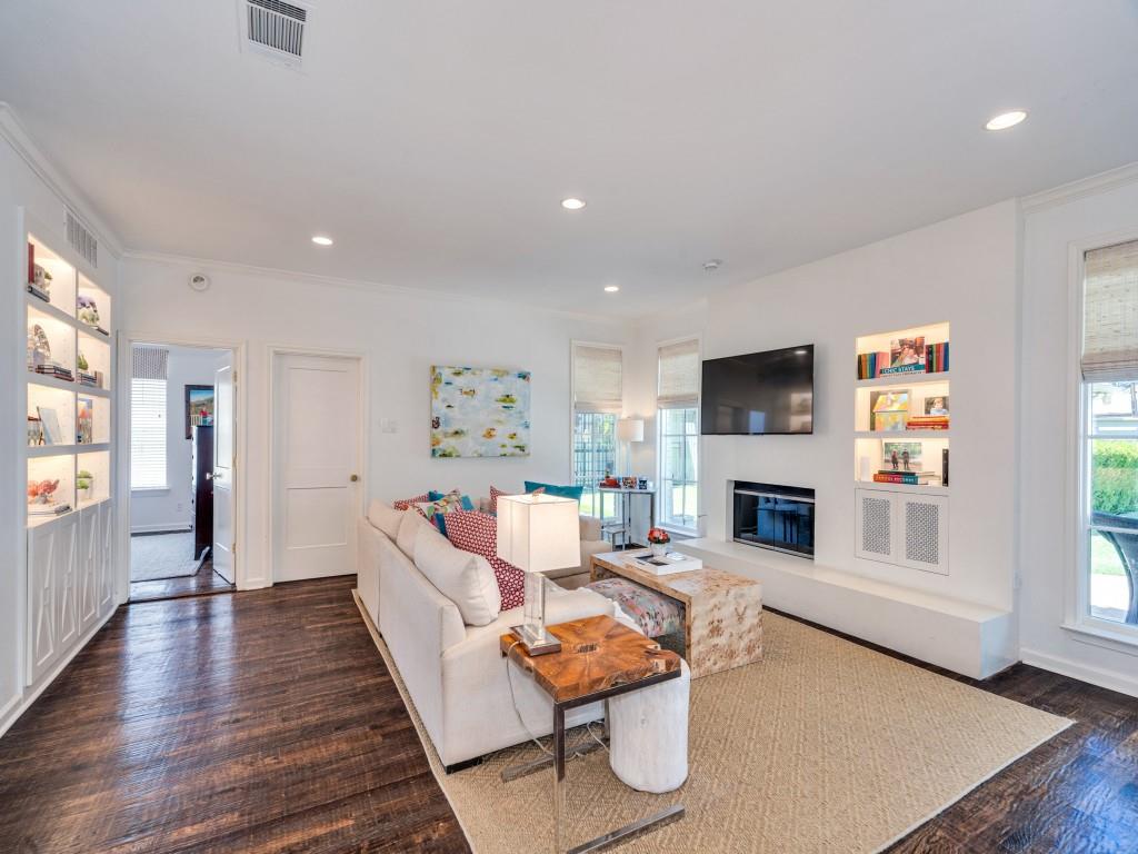 Summitt Lawn - Residential